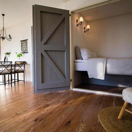 T'Hus Bed & Breakfast Katlijk Экстерьер фото
