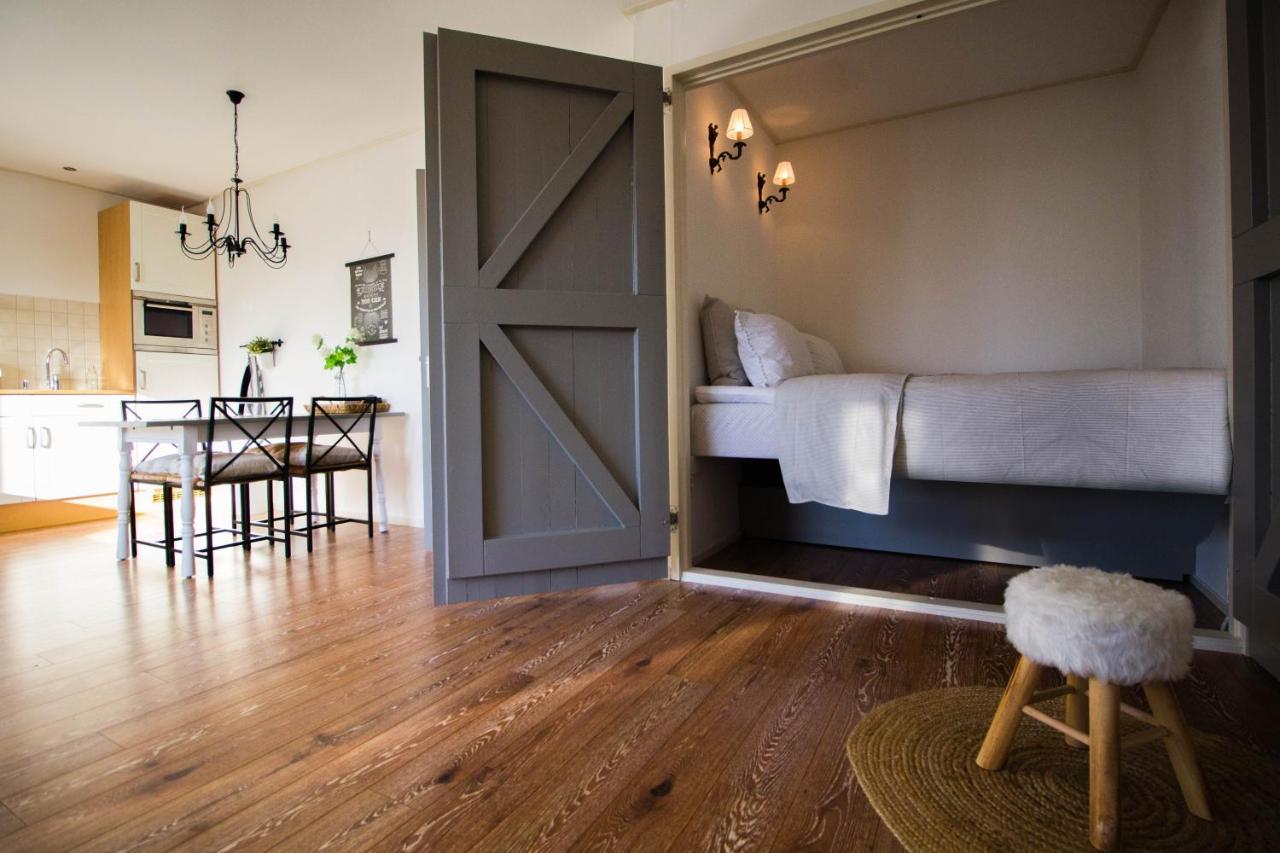 T'Hus Bed & Breakfast Katlijk Экстерьер фото