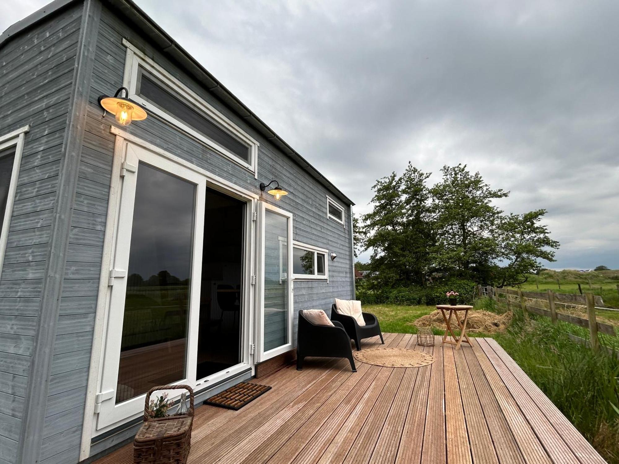 T'Hus Bed & Breakfast Katlijk Экстерьер фото