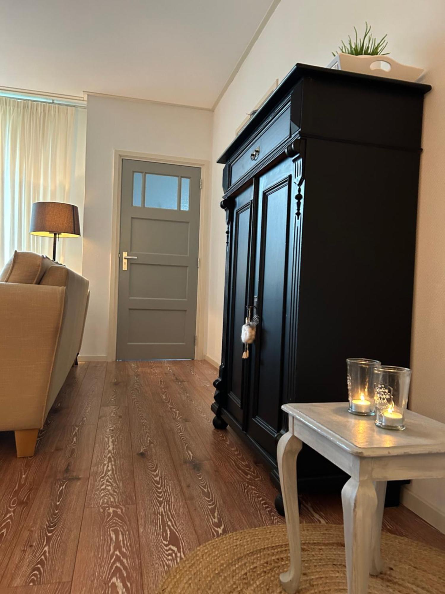 T'Hus Bed & Breakfast Katlijk Экстерьер фото